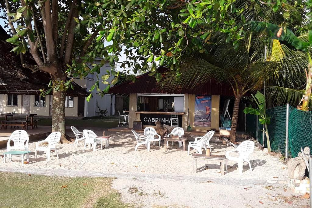 Ten Rooms Teluk Bakau Eksteriør billede