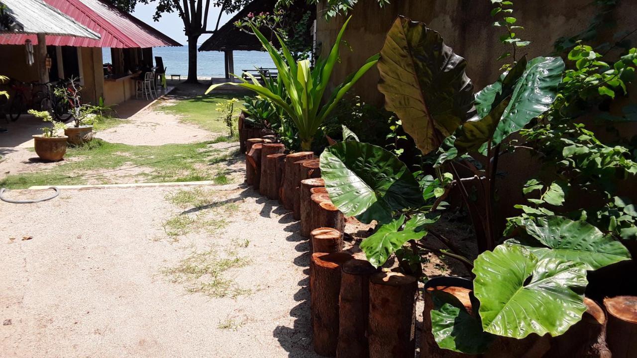 Ten Rooms Teluk Bakau Eksteriør billede