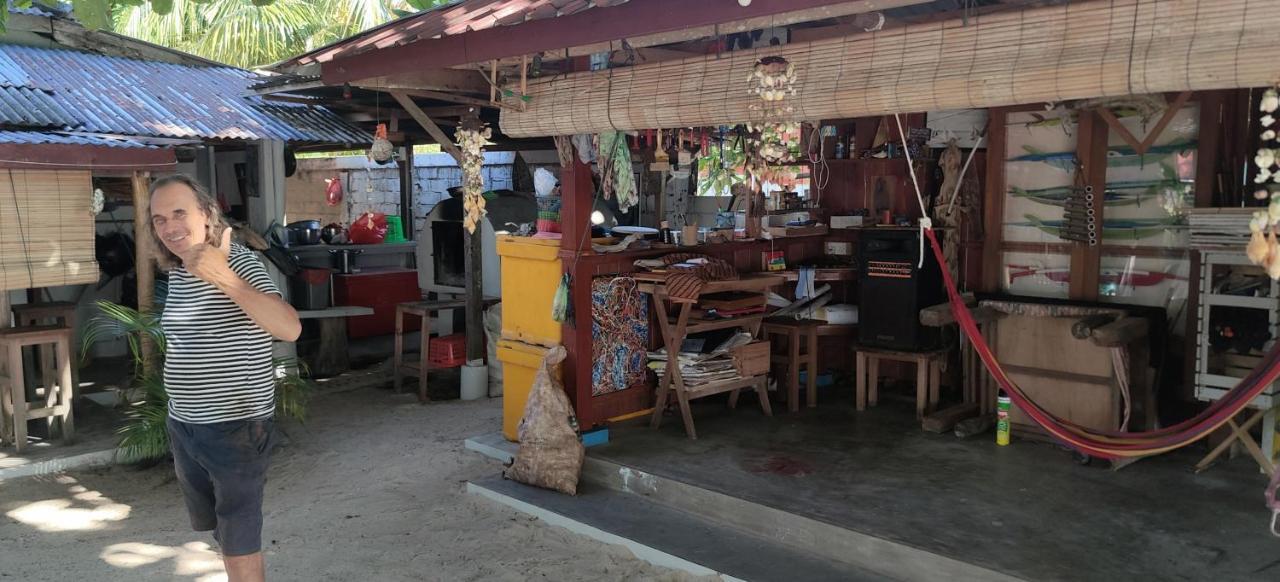 Ten Rooms Teluk Bakau Eksteriør billede